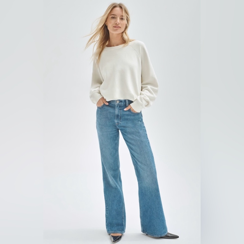Aritiza Denim Forum Marianne mid loose‎ flare jeans size 38 32 long